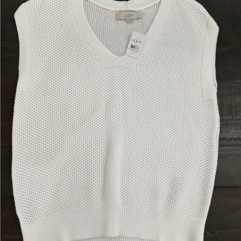 LOFT Women's White Knit V‑Neck Sweater Vest